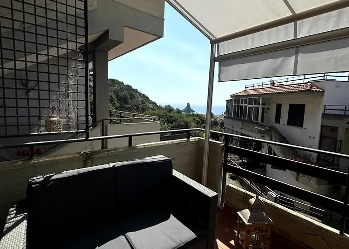 Fraluci Ai Faraglioni * 阿齐·卡斯特罗